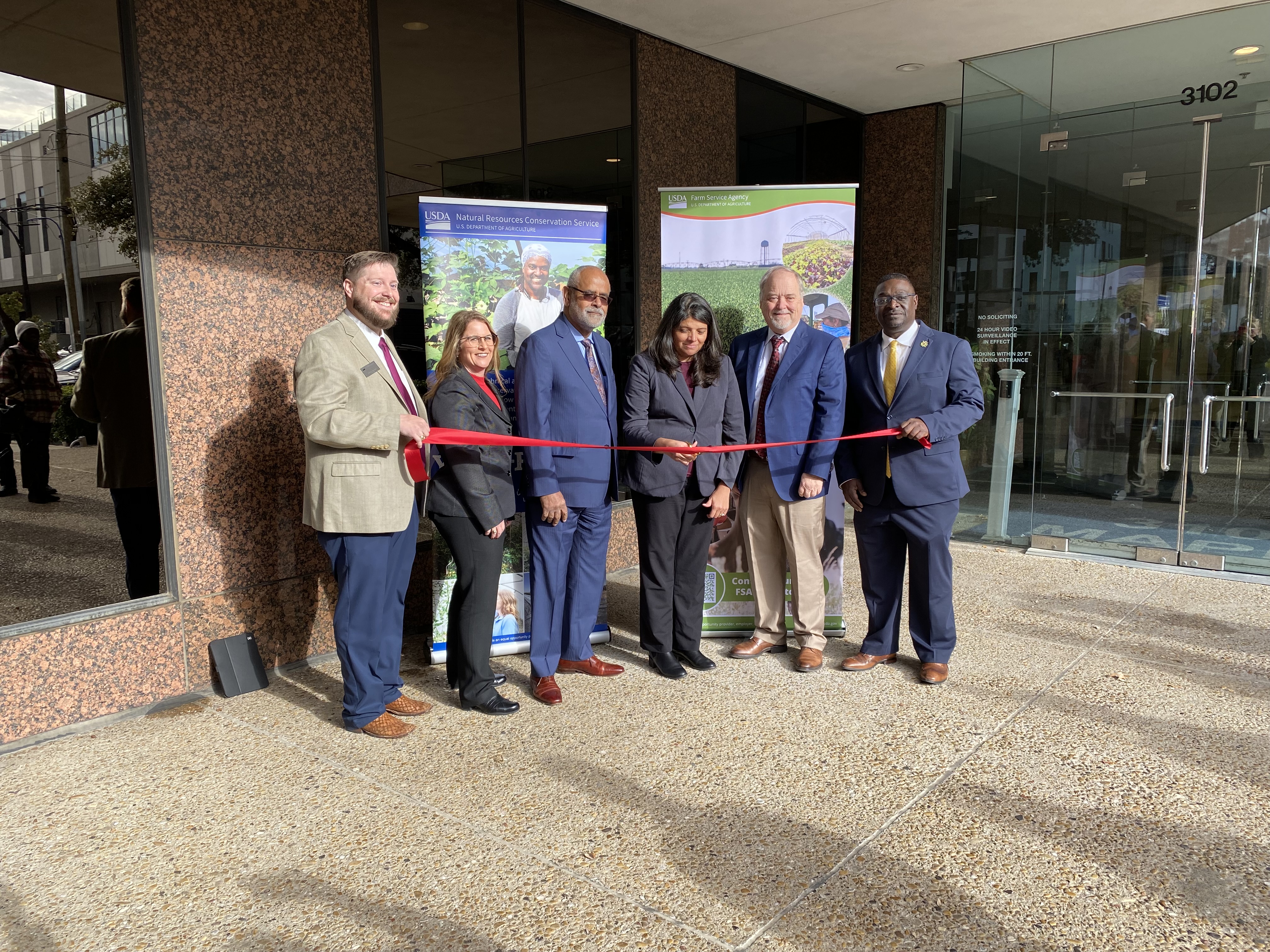 USDA Leadership_Dallas Urban Service Center USDA Leadership_Dallas Urban Service Center